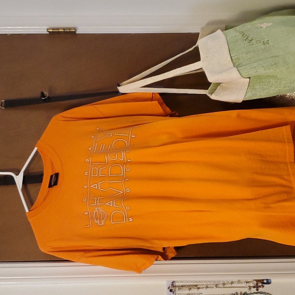 Men's shirt